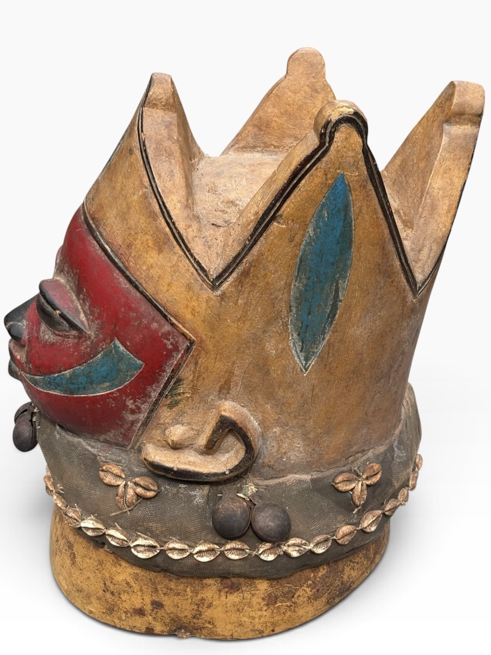 Yoruba Gelede Helmet Mask – Hand-Carved Ceremonial Art, 24" (61 cm) - Image 6