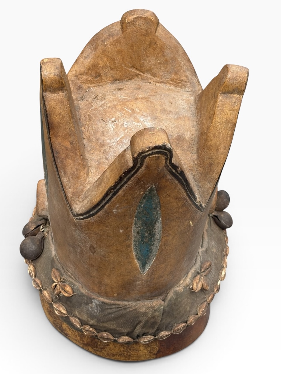Yoruba Gelede Helmet Mask – Hand-Carved Ceremonial Art, 24" (61 cm) - Image 7