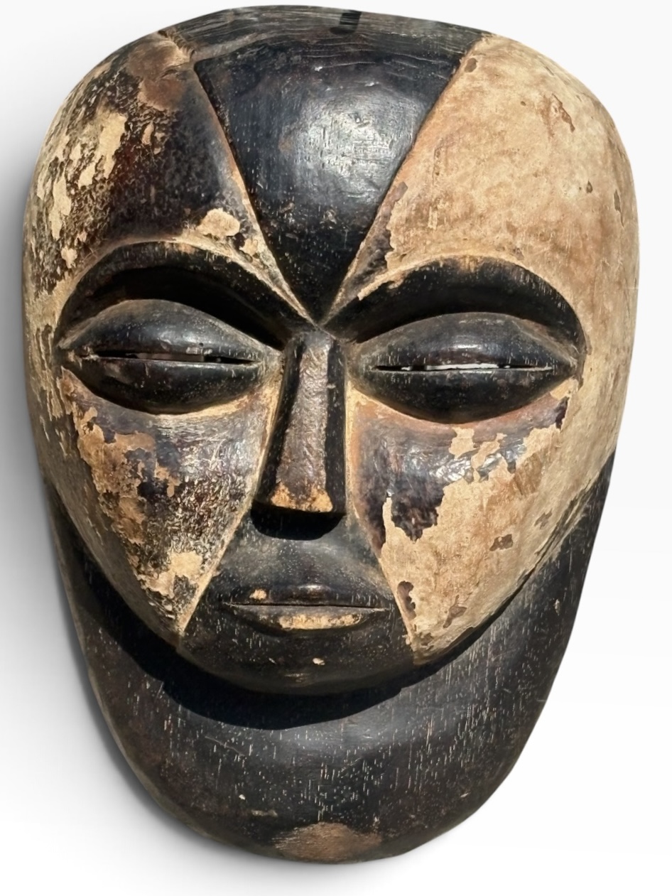 12” Vintage Galoa Polychrome Geometric Mask – Lambaréné Region, Gabon - Image 3