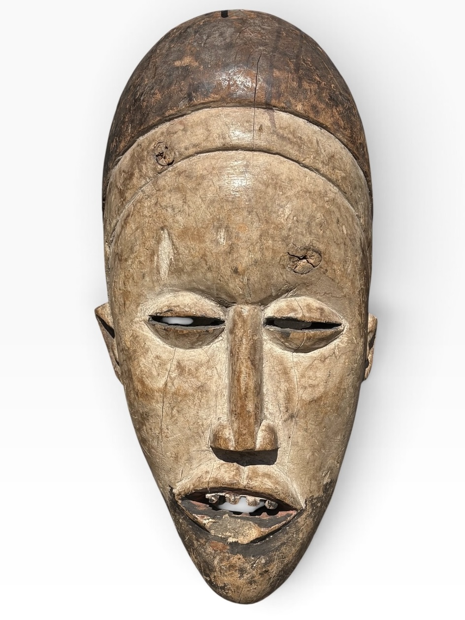 Bakongo Ritual Mask — Large Hand-Carved Wood Ceremonial Mask, DR Congo - Image 2