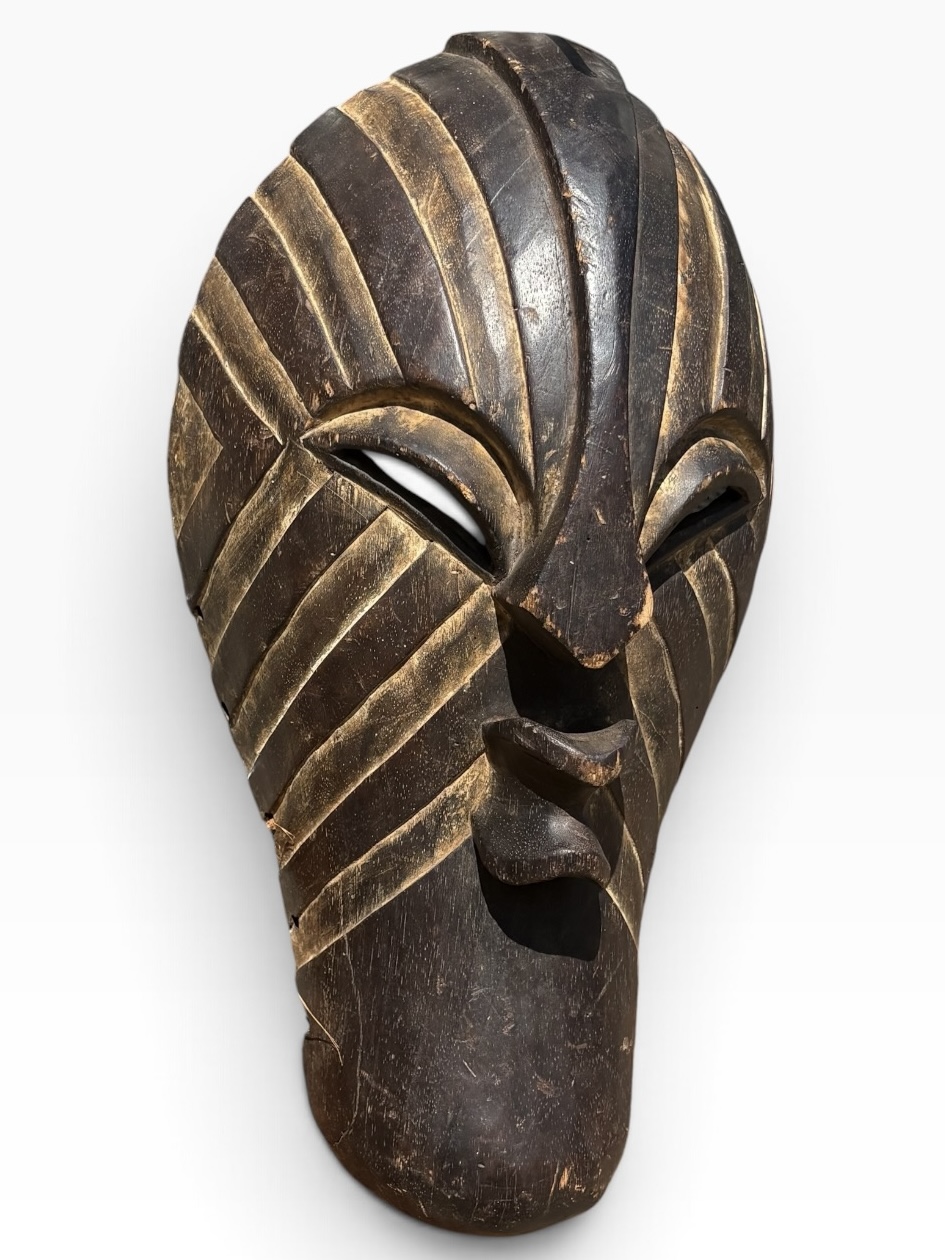 20" Vintage Luba Kifwebe Striated Wood Mask – DR Congo (51 cm) - Image 3