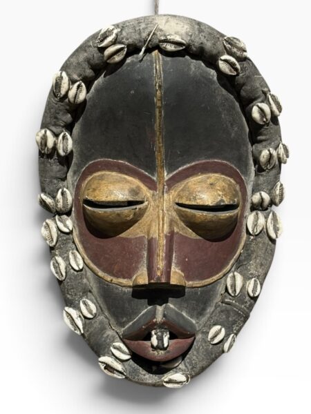Vintage 14" Pende Mbuya Tri-Color Mask – DR Congo