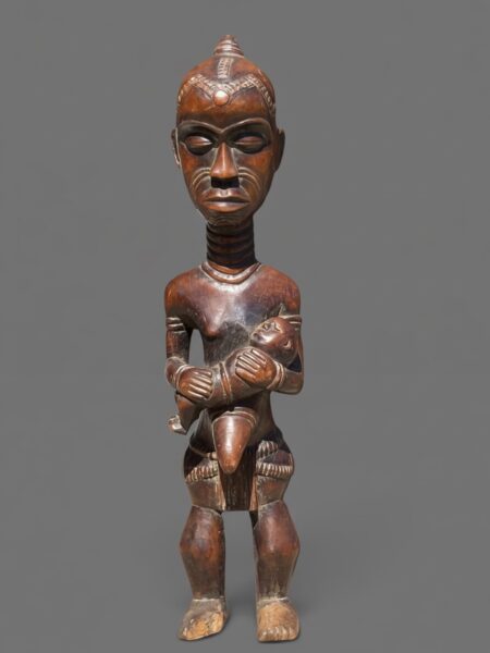 Yombe Phemba Maternity Statue – Hand-Carved Congolese Ancestral Figure